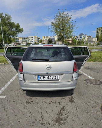 Opel Astra cena 8500 przebieg: 280000, rok produkcji 2005 z Bydgoszcz małe 92